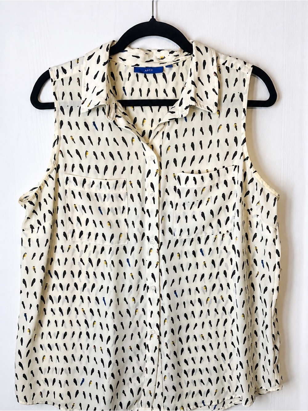 Apt 9 Ivory Bird Print Blouse Size M Sleeveless Button Front Top